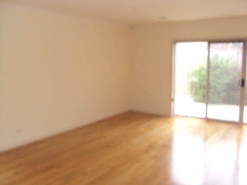 18 Embling Avenue, South Morang VIC 3752