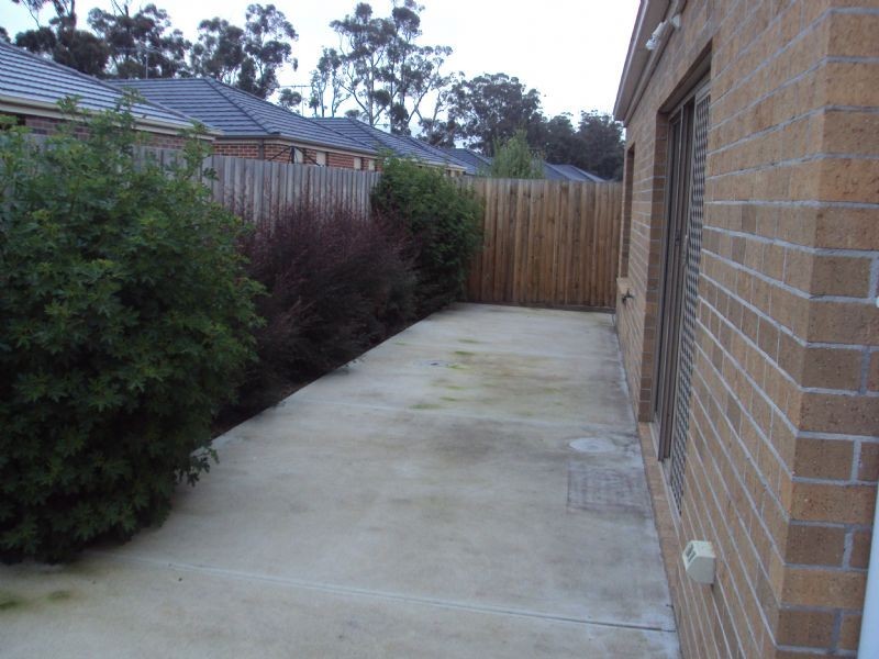 18 Embling Avenue, South Morang VIC 3752