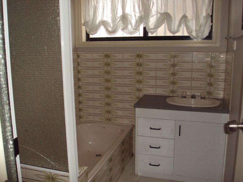 Meadow Heights VIC 3048