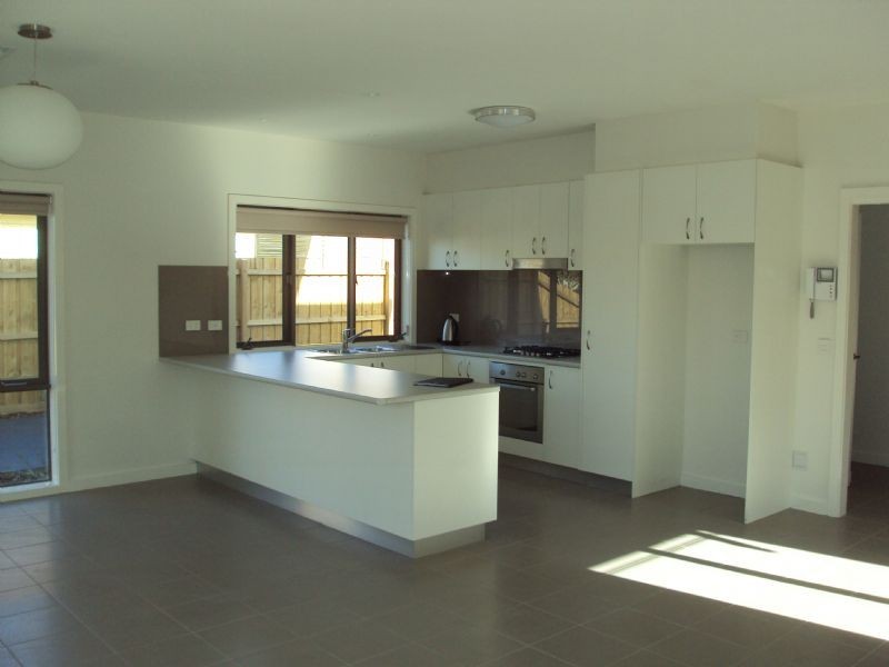 1/23 Neil Street, Hadfield VIC 3046