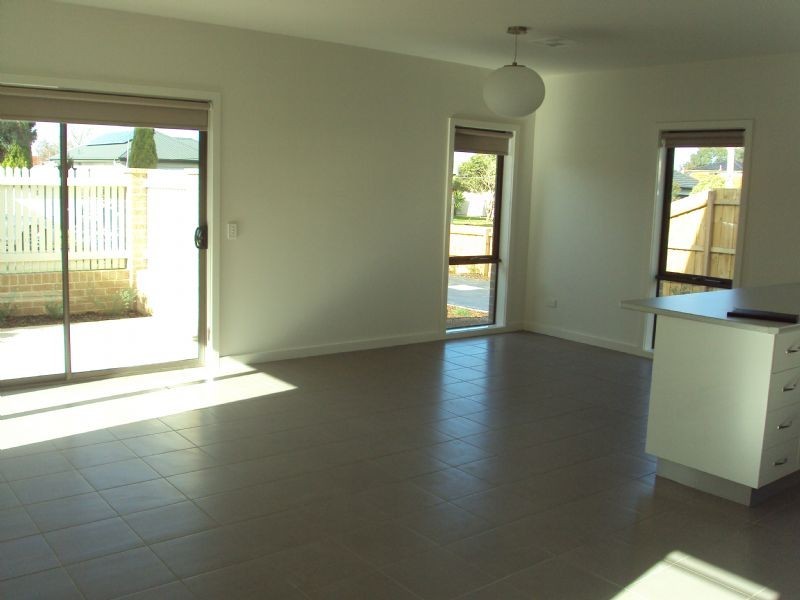 1/23 Neil Street, Hadfield VIC 3046