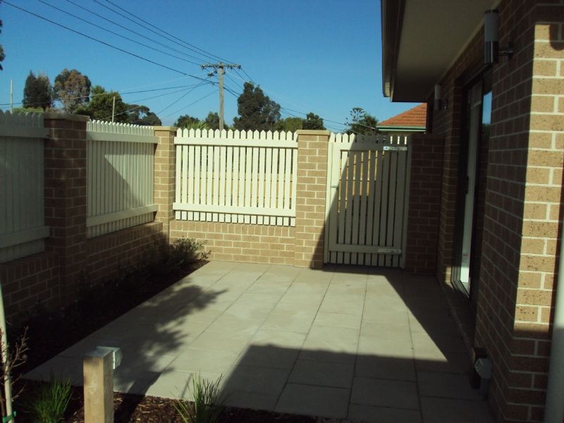1/23 Neil Street, Hadfield VIC 3046