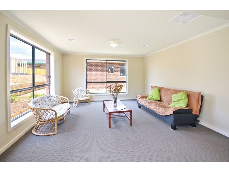 61 Eminence Boulevard, Doreen VIC 3754