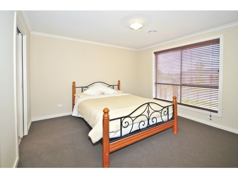 61 Eminence Boulevard, Doreen VIC 3754