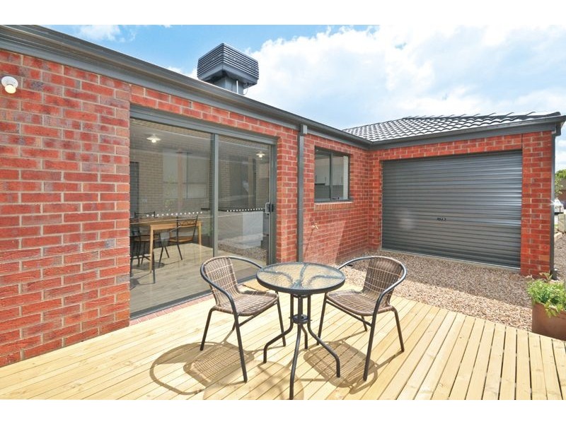 61 Eminence Boulevard, Doreen VIC 3754