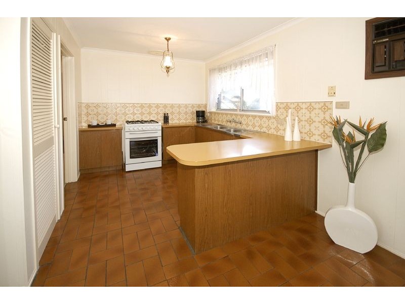 6 Buckland Crescent, Epping VIC 3076