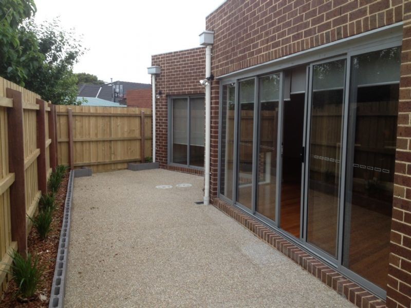 2/41 Darebin Drive, Thomastown VIC 3074