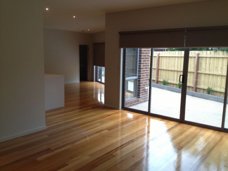 2/41 Darebin Drive, Thomastown VIC 3074