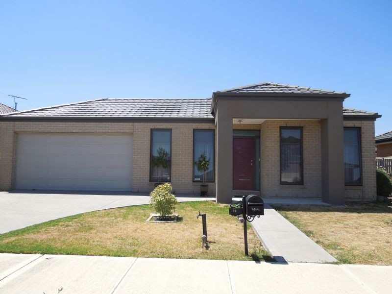 39 Manor House Drive, Epping VIC 3076