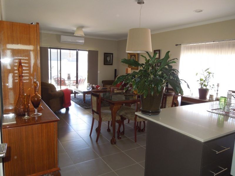 39 Manor House Drive, Epping VIC 3076