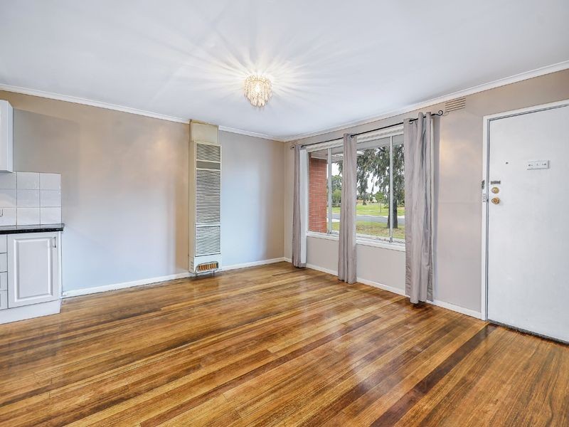 4/2-4 Hall Street, Epping VIC 3076