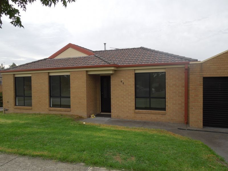 2/95 Duffy Street, Epping VIC 3076