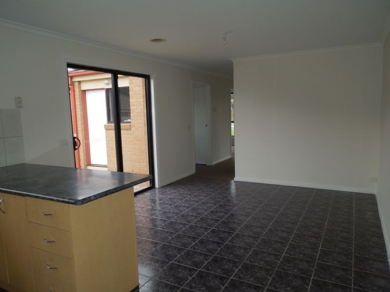 2/95 Duffy Street, Epping VIC 3076