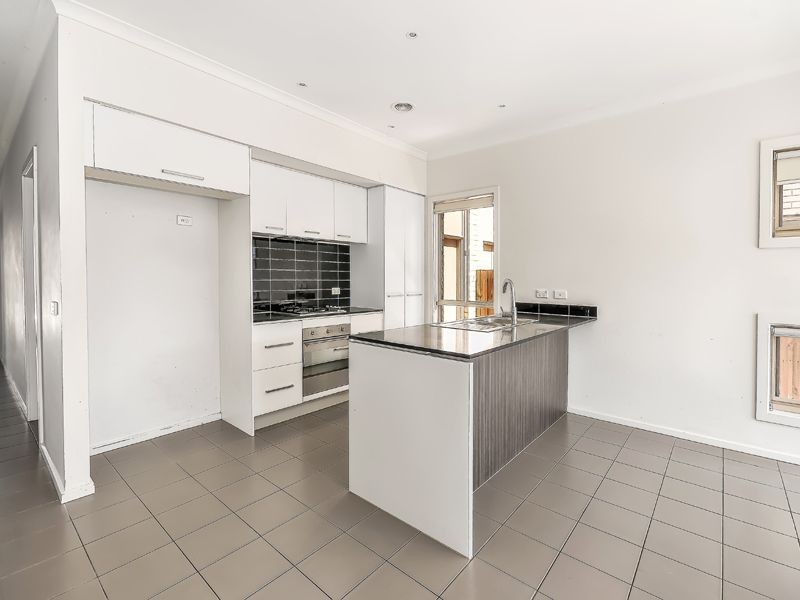 7 Amphion Street, Epping VIC 3076