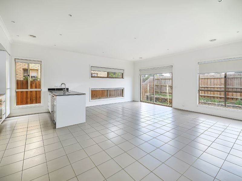 7 Amphion Street, Epping VIC 3076