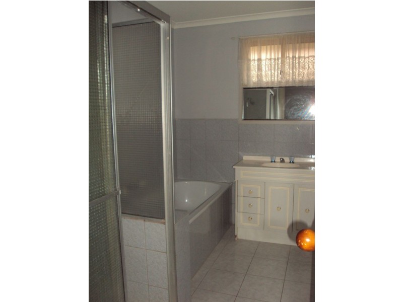 2/38 Davisson Street, Epping VIC 3076