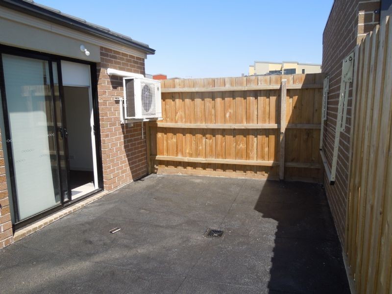 20/12 Kirkland Court, Epping VIC 3076