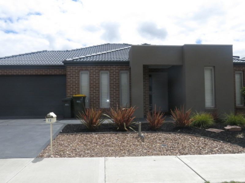 12 Port Road, Doreen VIC 3754