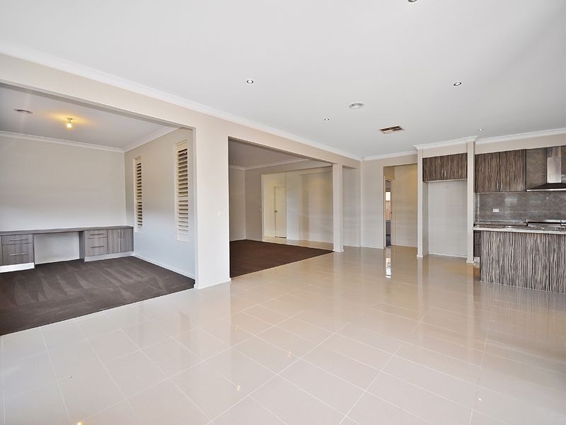 11 Fulham Way, Wollert VIC 3750