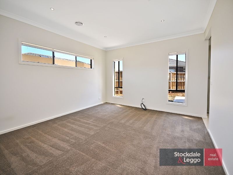 11 Fulham Way, Wollert VIC 3750