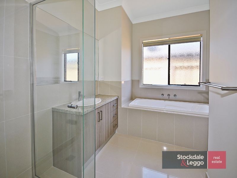 11 Fulham Way, Wollert VIC 3750