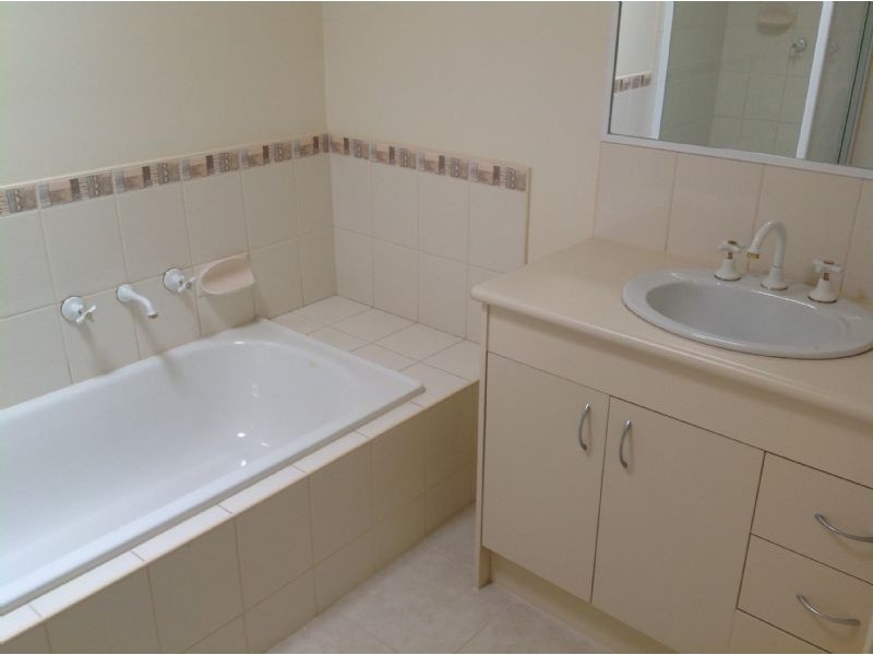 6/90 Edgards Road, Thomastown VIC 3074