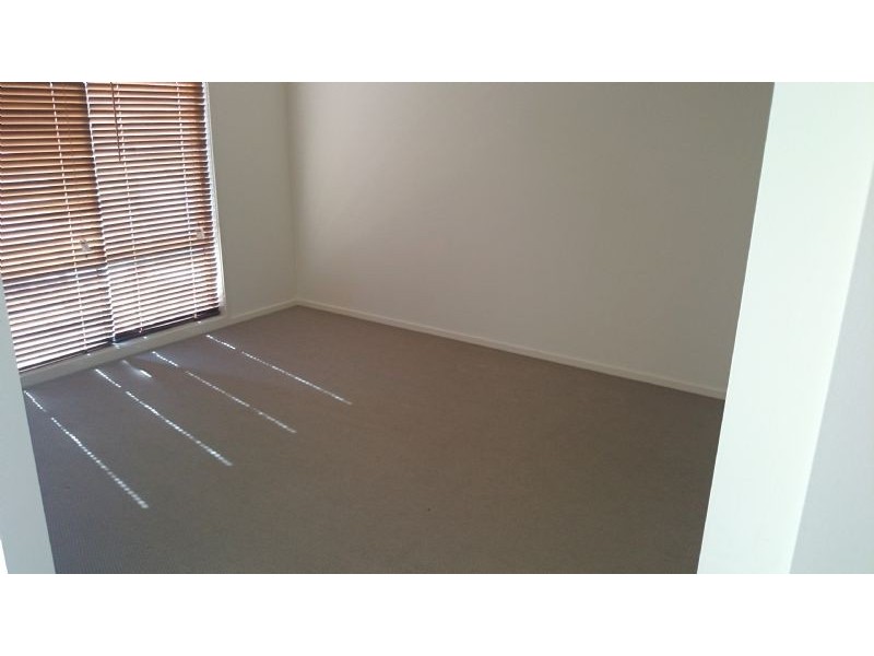 Wollert VIC 3750