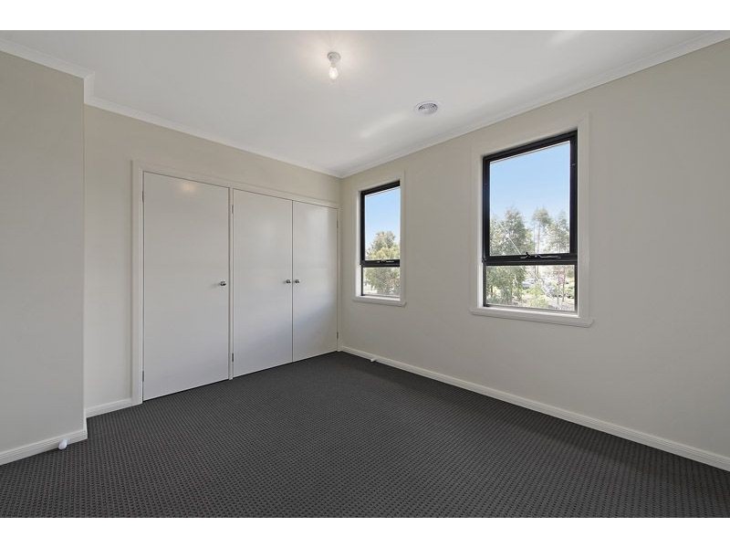 a/213 Hilton Street, Glenroy VIC 3046