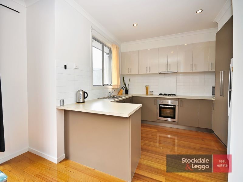 8 Mustang Lane, Thomastown VIC 3074