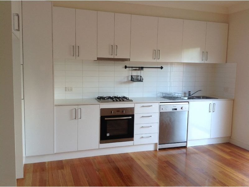 3/5 Dumbarton Street, Reservoir VIC 3073