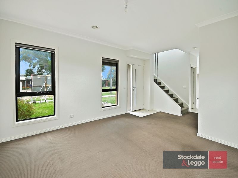 8/38-40 Coulstock Street, Epping VIC 3076