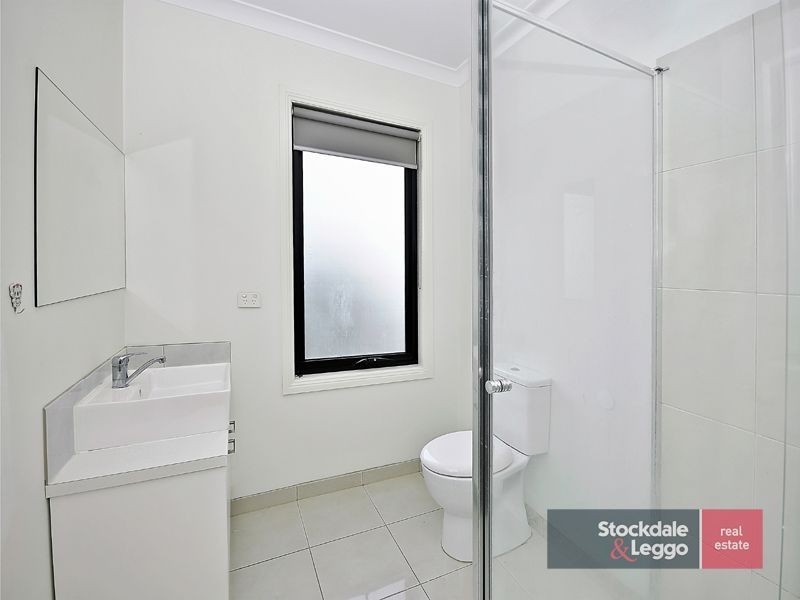 8/38-40 Coulstock Street, Epping VIC 3076