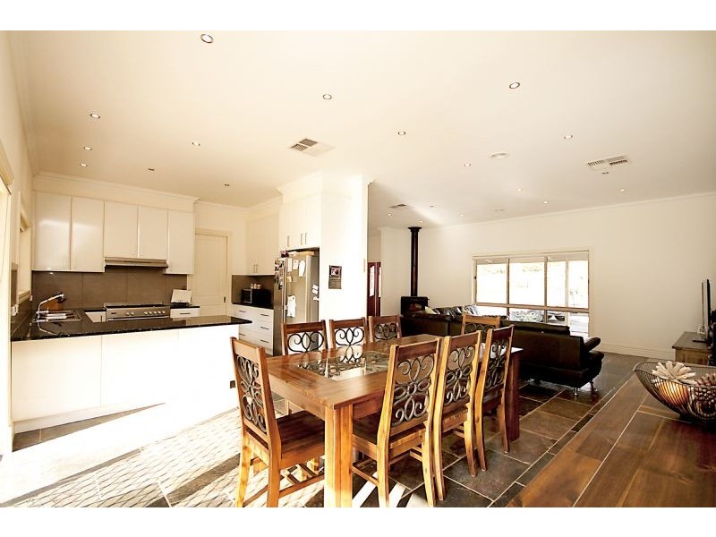 19 Mill Road, Kilmore VIC 3764