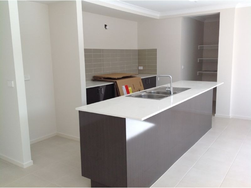 24 Cortona Grange, Mernda VIC 3754