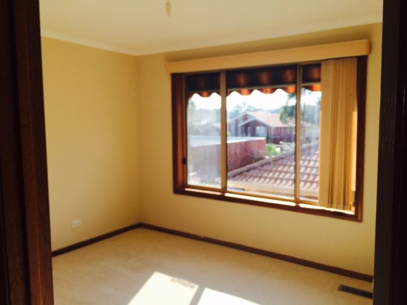 7 Comeram Court, Mill Park VIC 3082