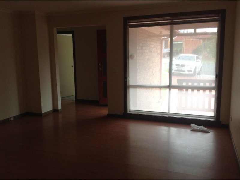 6 Teralba Close, Mill Park VIC 3082