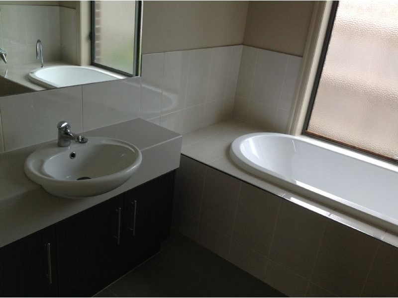 1 Marina Street, Epping VIC 3076