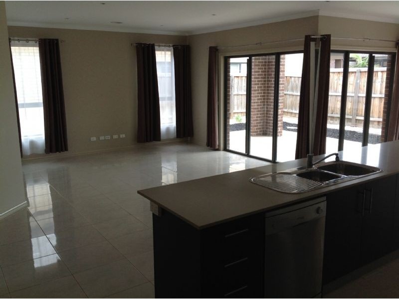 1 Marina Street, Epping VIC 3076