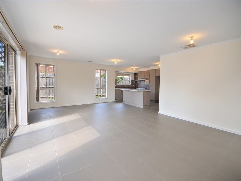 89 Vincent Drive, South Morang VIC 3752