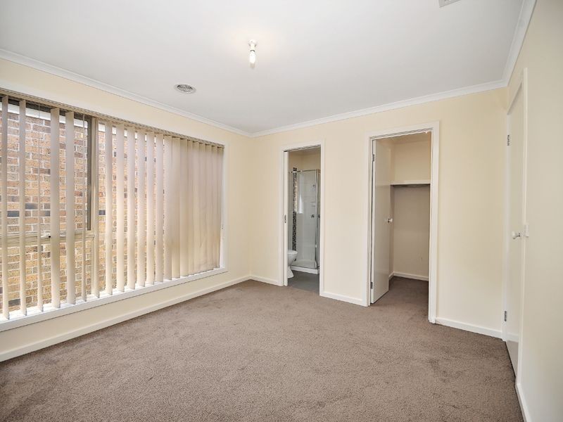 89 Vincent Drive, South Morang VIC 3752