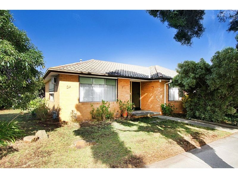 1 Lowalde Drive, Epping VIC 3076