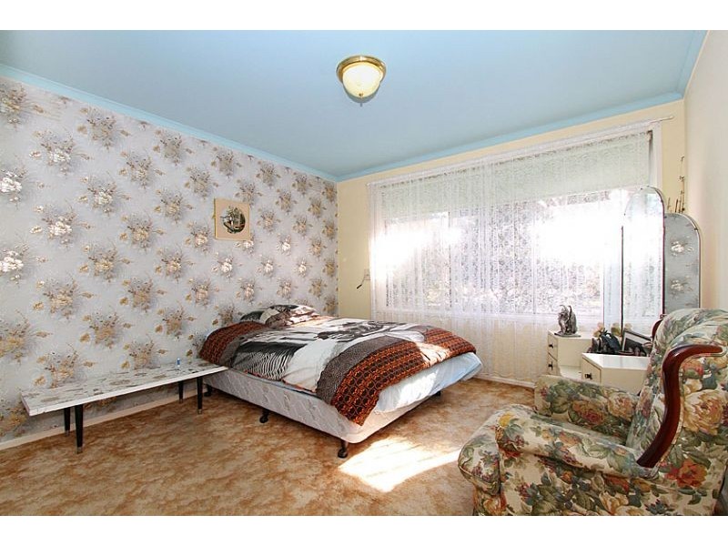 1 Lowalde Drive, Epping VIC 3076