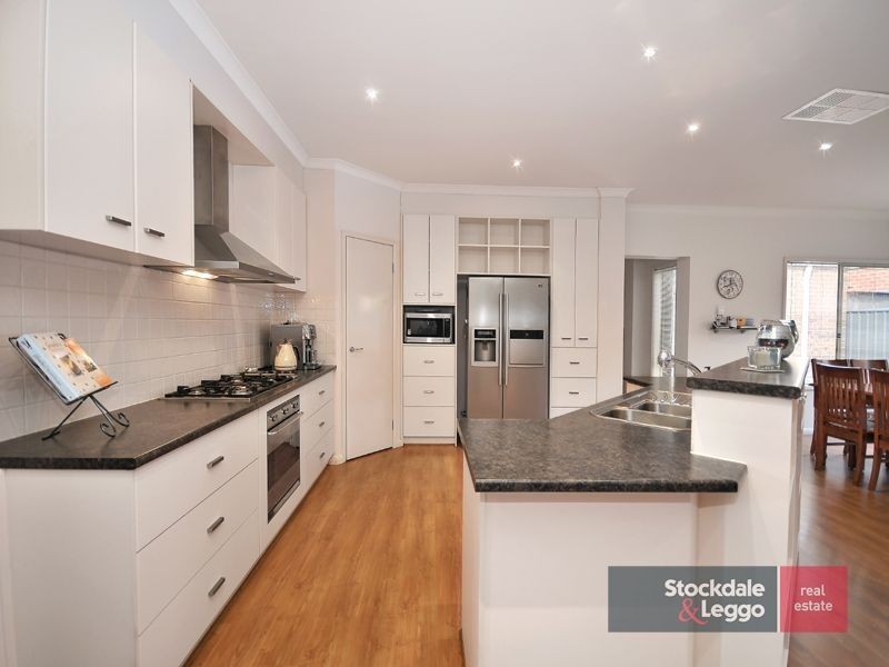 13 Pittaway Street, Mernda VIC 3754