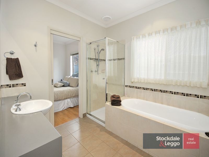 13 Pittaway Street, Mernda VIC 3754