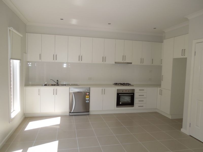 3/8 Stirling Court, Epping VIC 3076