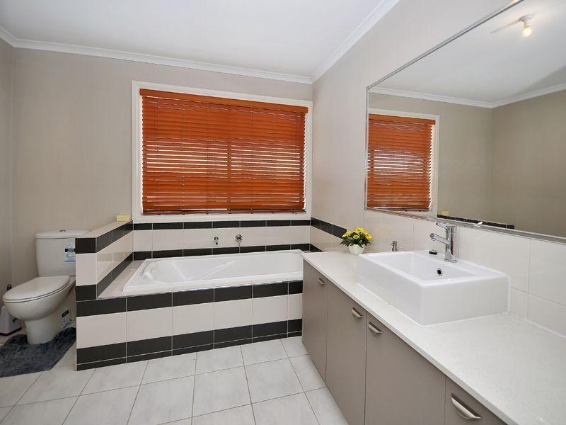 141 Lyndarum Drive, Epping VIC 3076