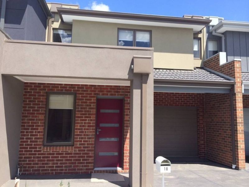 18 Snapdragon Street, South Morang VIC 3752