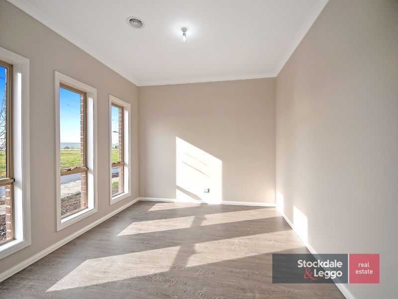 52 Beresford Road, Wollert VIC 3750
