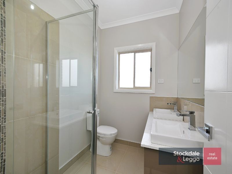 52 Beresford Road, Wollert VIC 3750