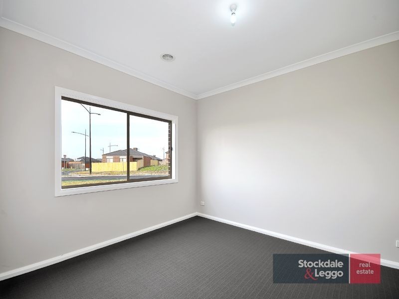 52 Beresford Road, Wollert VIC 3750